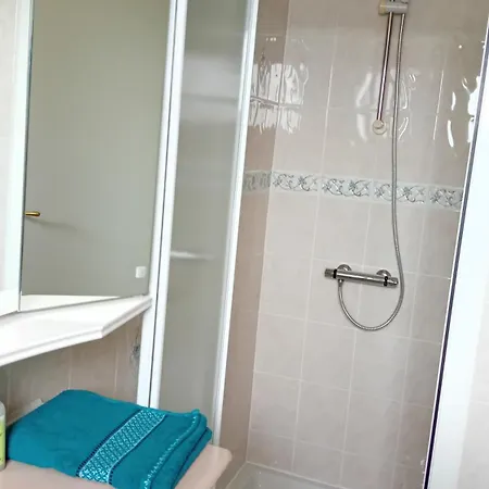 펜션 A Pied ! Maison Spacieuse Et Lumineuse Charleville-Mézières